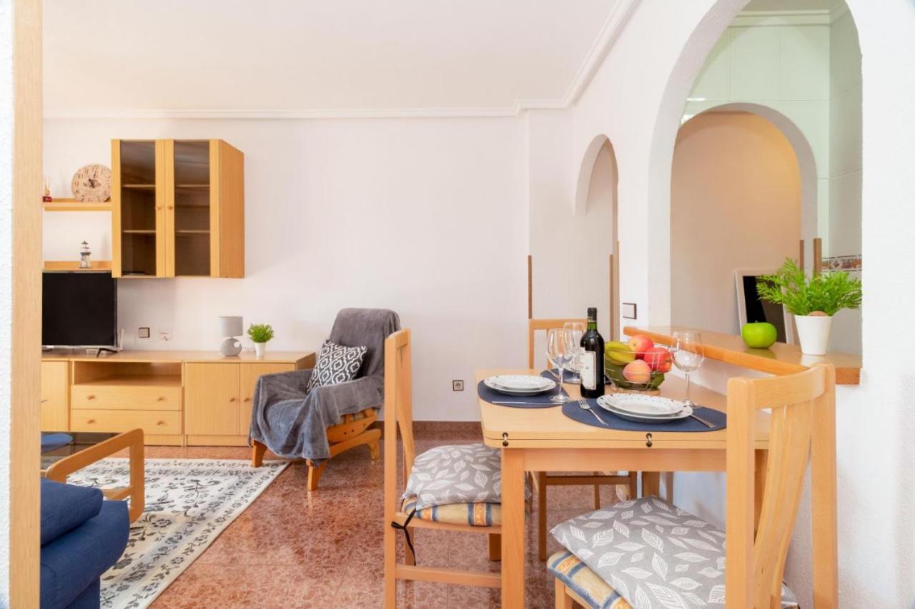 Apartamentos Villa Madrid Торевьиа Экстерьер фото